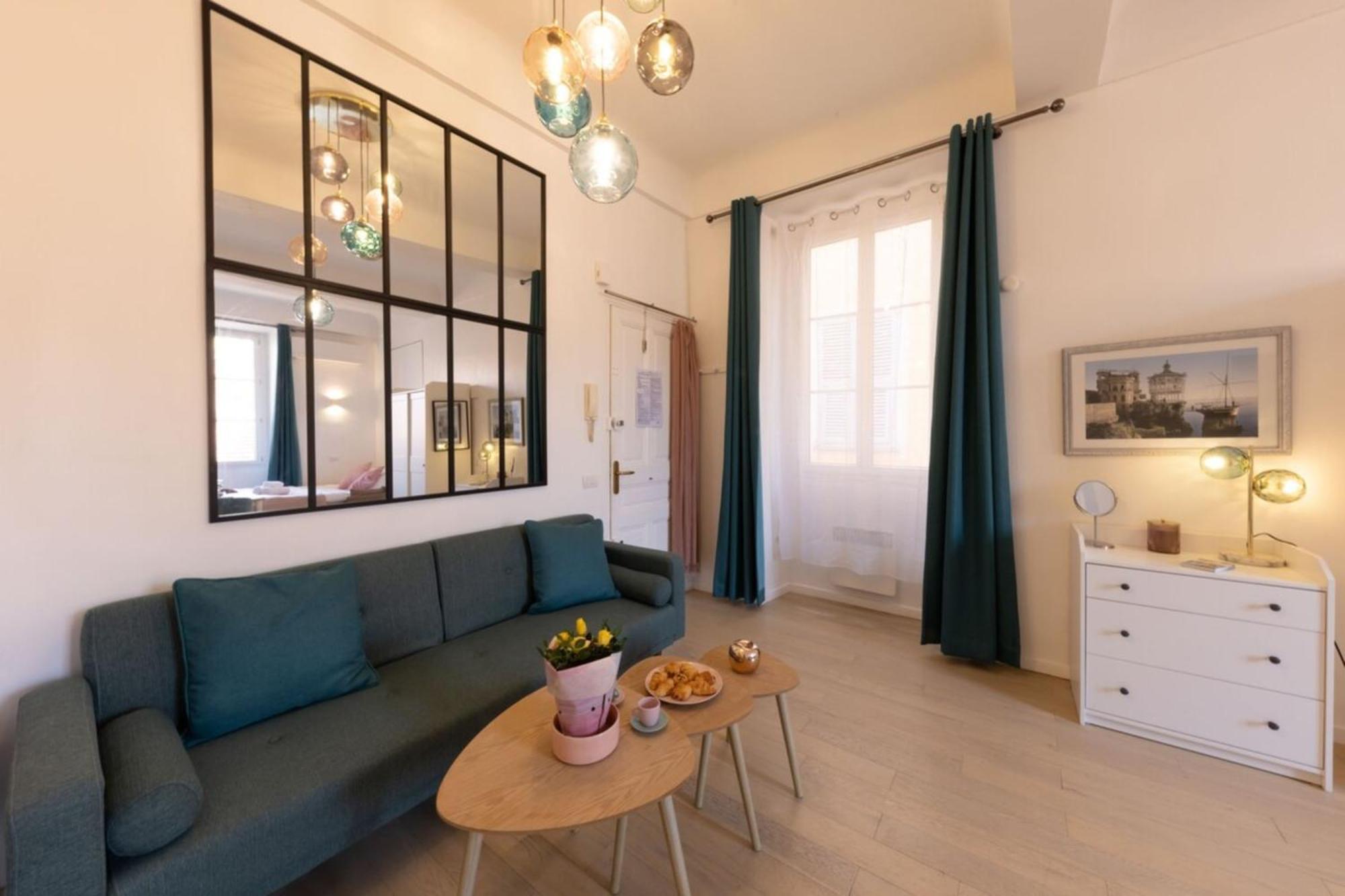 06A3 - Lovely Apartment In The Heart Of Old ニース エクステリア 写真